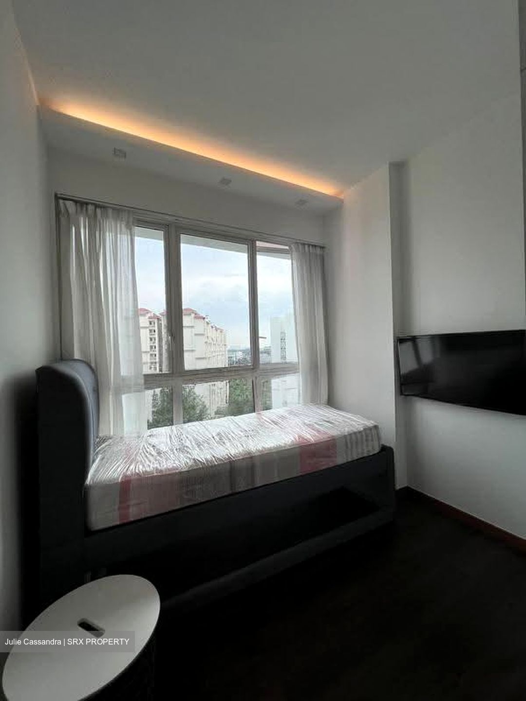 1 Canberra (D27), Condominium #619445791